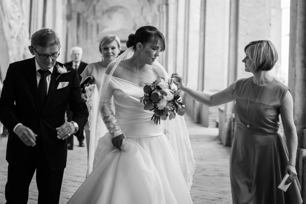 wedding photographer in certosa di pontignano siena