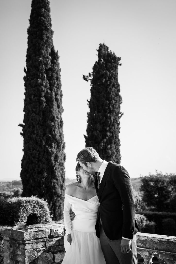 luxury wedding photographer in certosa di pontignano siena