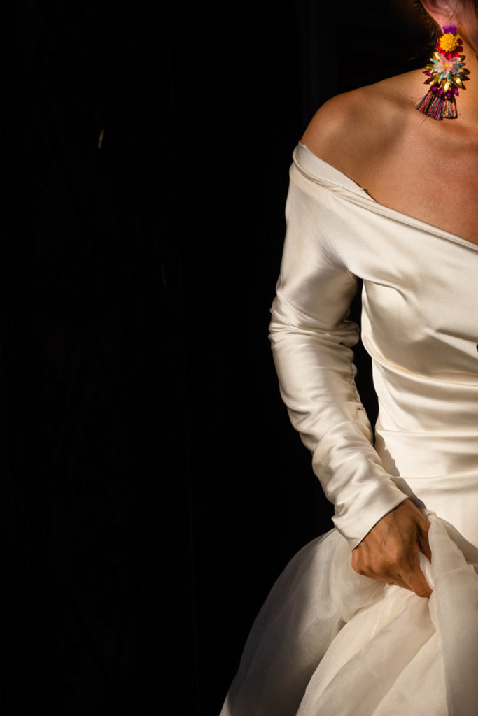 wedding dress in certosa di pontignano siena