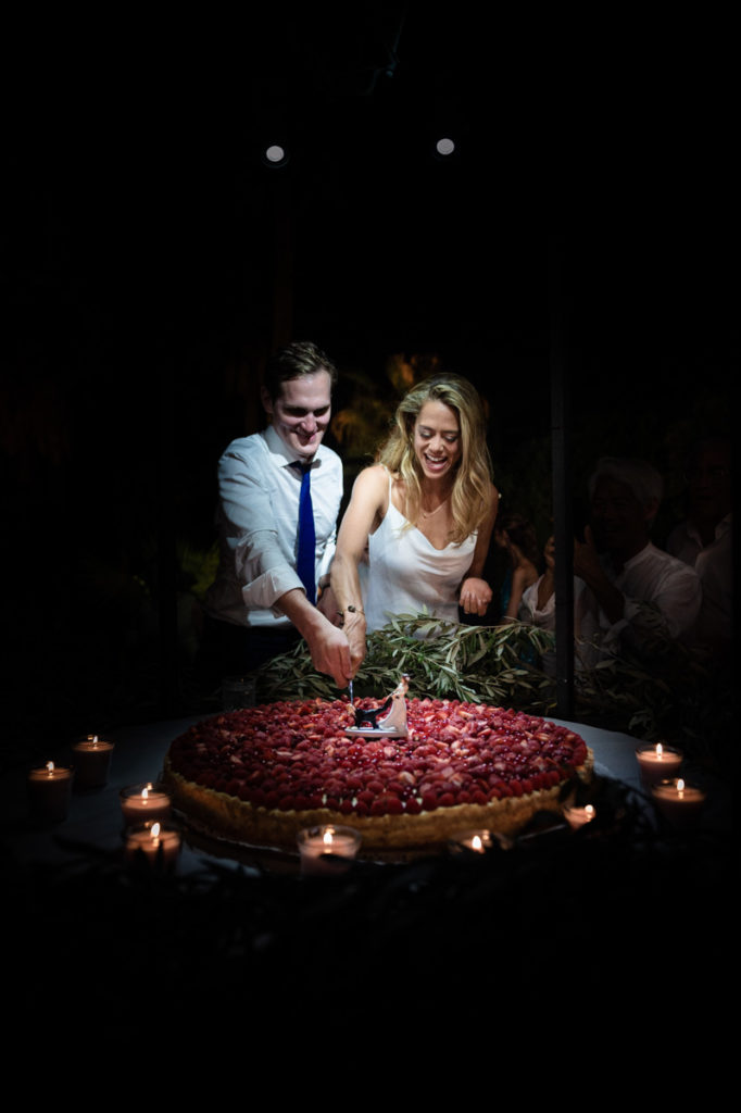 taglio della torta sposi wedding photographer in santa maria ligure genoa