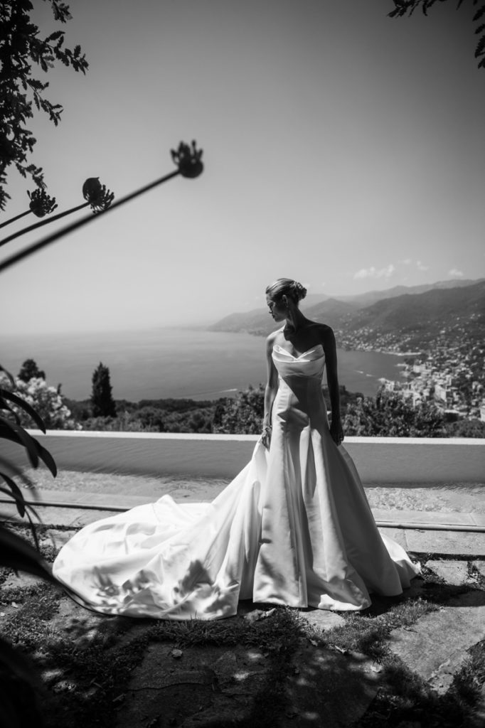 destination wedding photographer in santa maria ligure genoa sposa vestito costa cinque terre