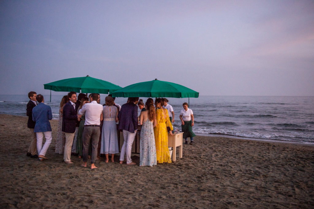 destination wedding photographer in bagno america forte dei marmi