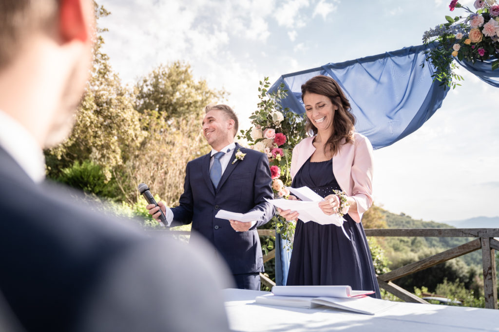 cerimony wedding photographer reportage cry bride groom La Ginestra Liguria Italy elegant summer events best location friends 