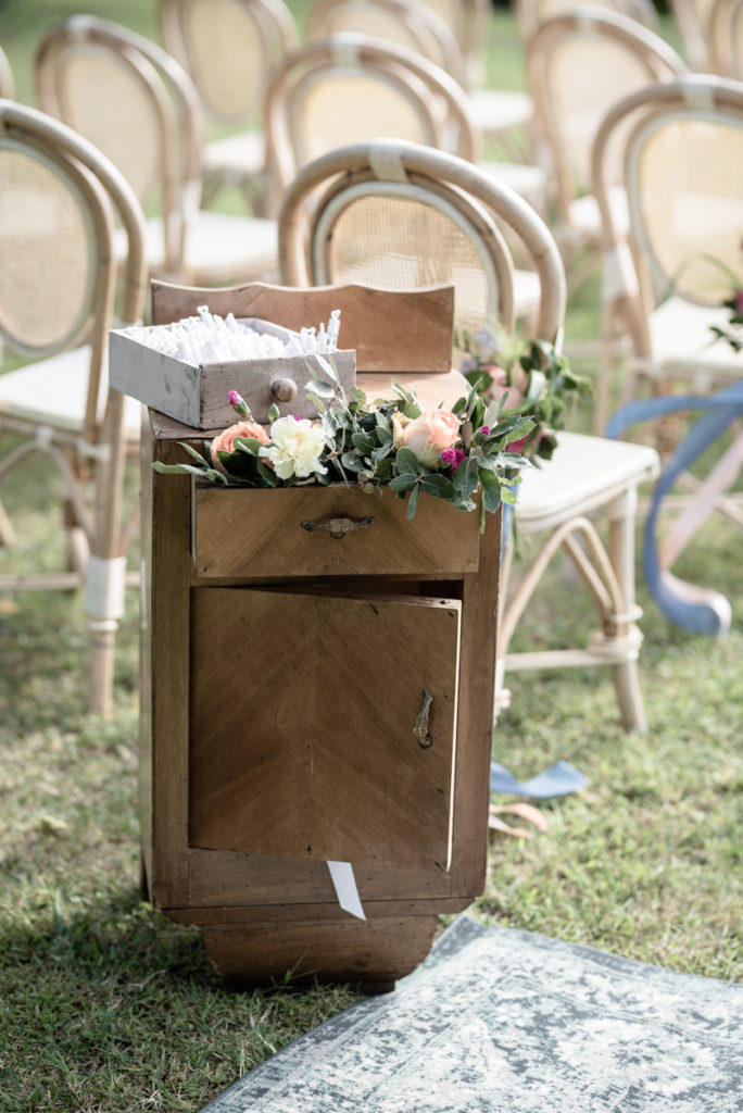 Fotografo matrimonio la Ginestra, abito  sposa  location ulivi truccatrice lusso Valentina Guria atelier eme genova sposa fotografia  vestito mare liguria pizzo felicità reportage emozioni cerimonia civile aperto campagna mare dettagli allestimento