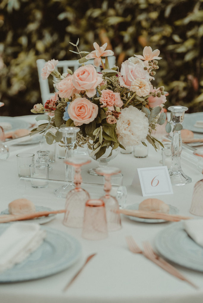 wedding, photographer, photopgraphy, italy, italian, riviera, liguria,  bride, luxury, bouquet, flowers, planner, reportage, inspiration, dinner, villa, marigola, flowers, tables, planner