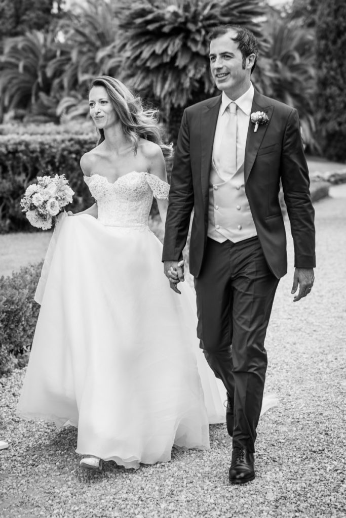 villa, marigola, fotografo, matrimonio, italia, cinqueterre, elegante, reportage, sposa, pettinatura, ispirazioni, idee, vestito, abito, sposo, bouquet, fiori