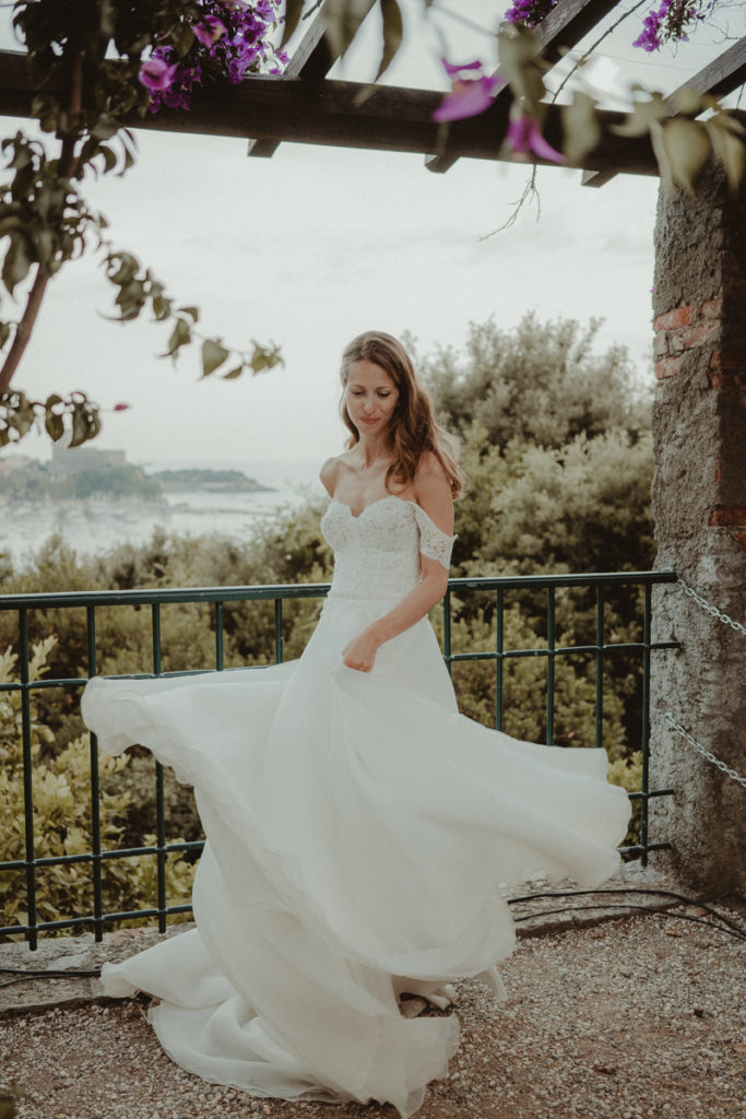 wedding, photographer, photopgraphy, italy, italian, riviera, liguria,  bride, luxury, bouquet, planner, reportage, inspiration, shooting, couple, vailla, marigola, dress, portait