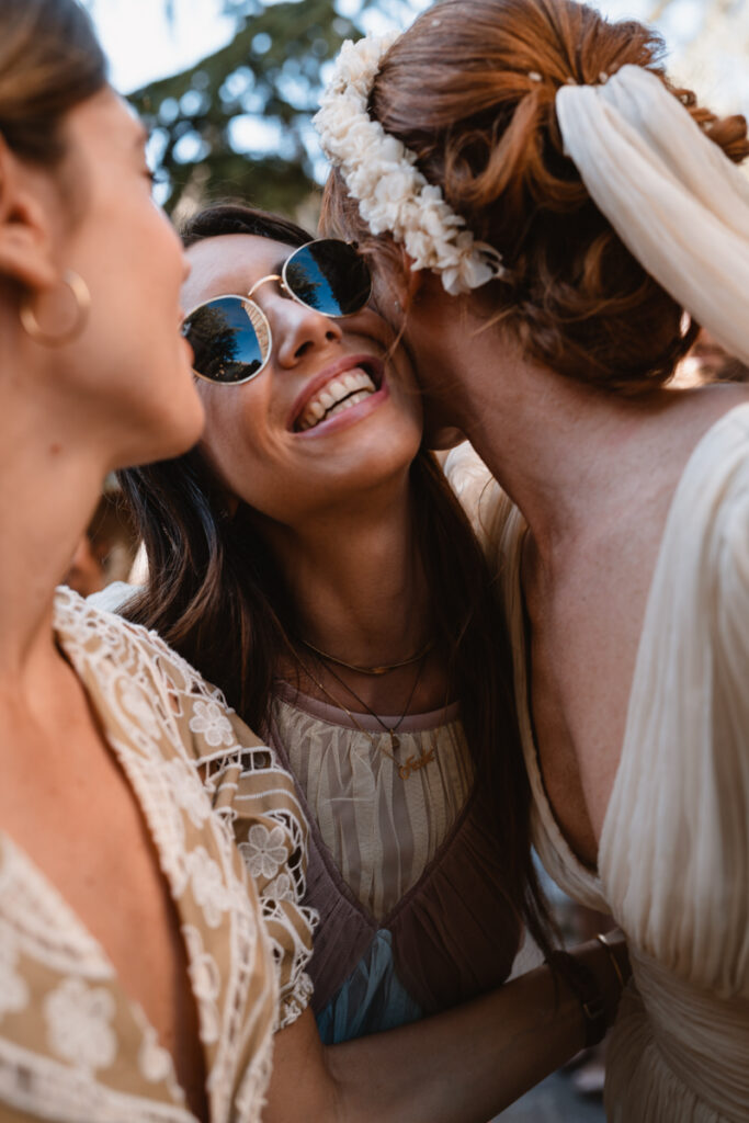 Wedding, photographer, Umbria, Location, venue, reportage, country, bride, Italy, inspiration, emotions, sister, dress, Hafzi, Redhair, gettingready, portaits, crown, photography, colors, veil