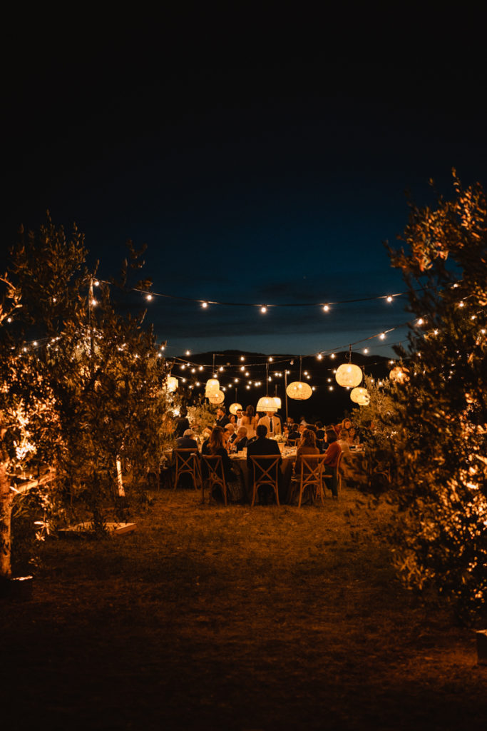 country, elegance, delicate, reportage, editorial, inspiration, real, venue, location, groom, dress, elegance, bouquet, stiatti, flowers, bride, crown, reportage, emotion, wedding, photographer, Umbria, italy, italian, style, sunset, photography, love, romantic, party, dinner, lights, catering, planner