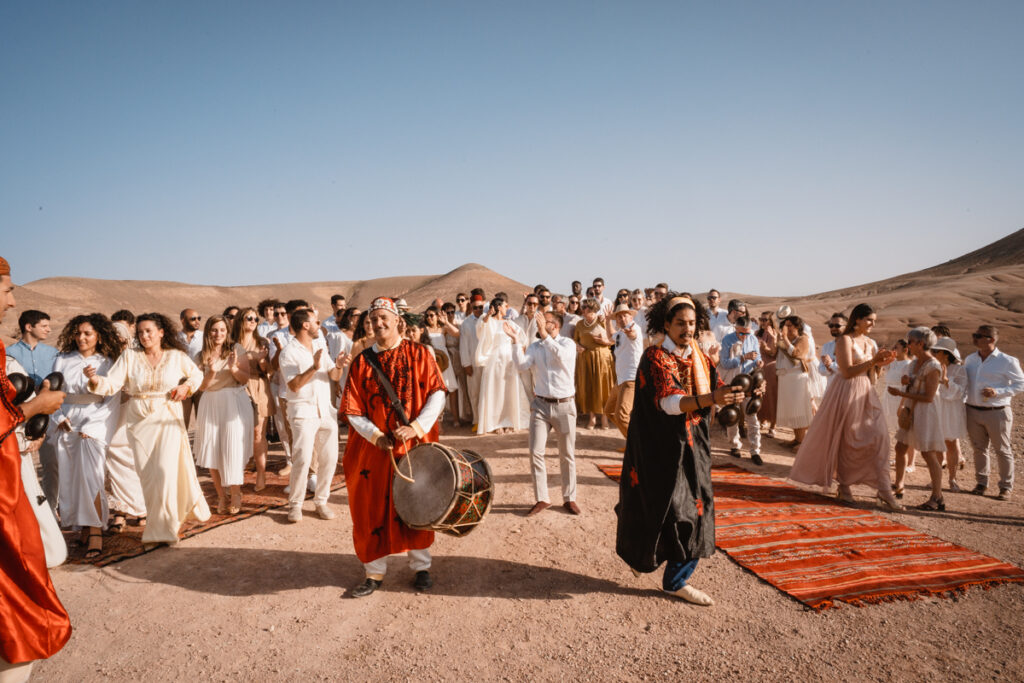fotografo, matrimonio, agafay, deserto, marrakesh, lapause, cerimonia, tradizionale, marocco, sposa, tradizione, marocco, africa, musica, tradizionale, musicisti, cerimonia