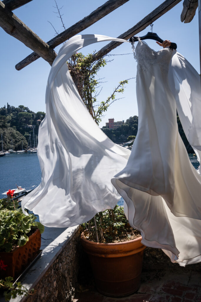 Photos Giorgia Cenni e Lorenzo Di Giovanni wedding in portofino September 2023 Italy, Francesca Piccini dress for the Sky sport Journalist