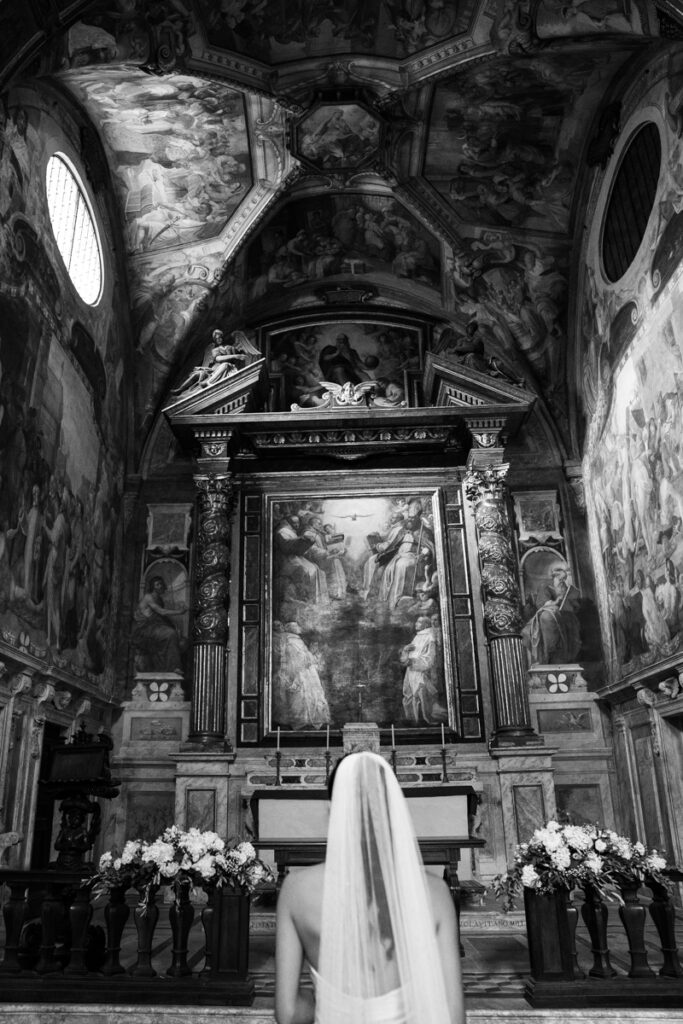 wedding photographer in Tuscany, Italy style, best wedding venue certosa di Pontignano, convento, bride dress by Peter Langner, old church in Italy