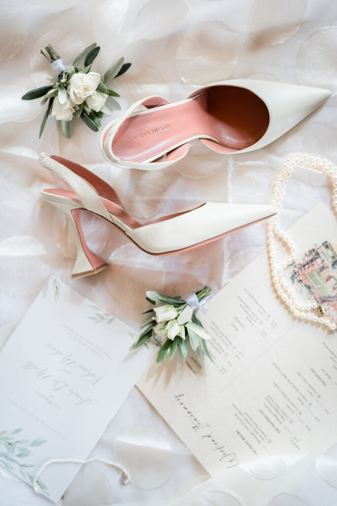 wedding photographer in Tuscany, Amina Muaddi bride shoes, stationary editorial photos