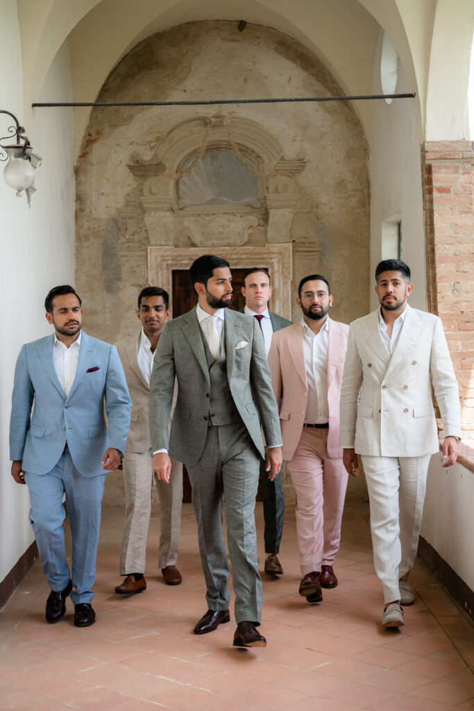 wedding photographer in Tuscany, Italy style, best venue certosa di Pontignano, convento,groom and groomsmen